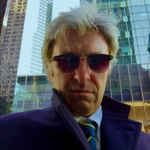 Meet your Posher, Carlo